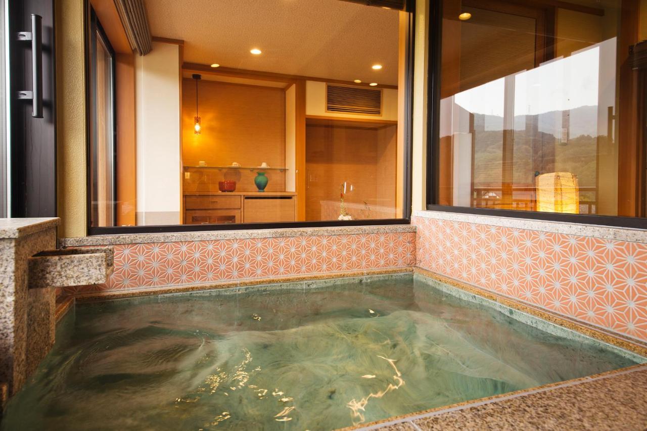 Kanazawa Hyakurakusou Екстер'єр фото