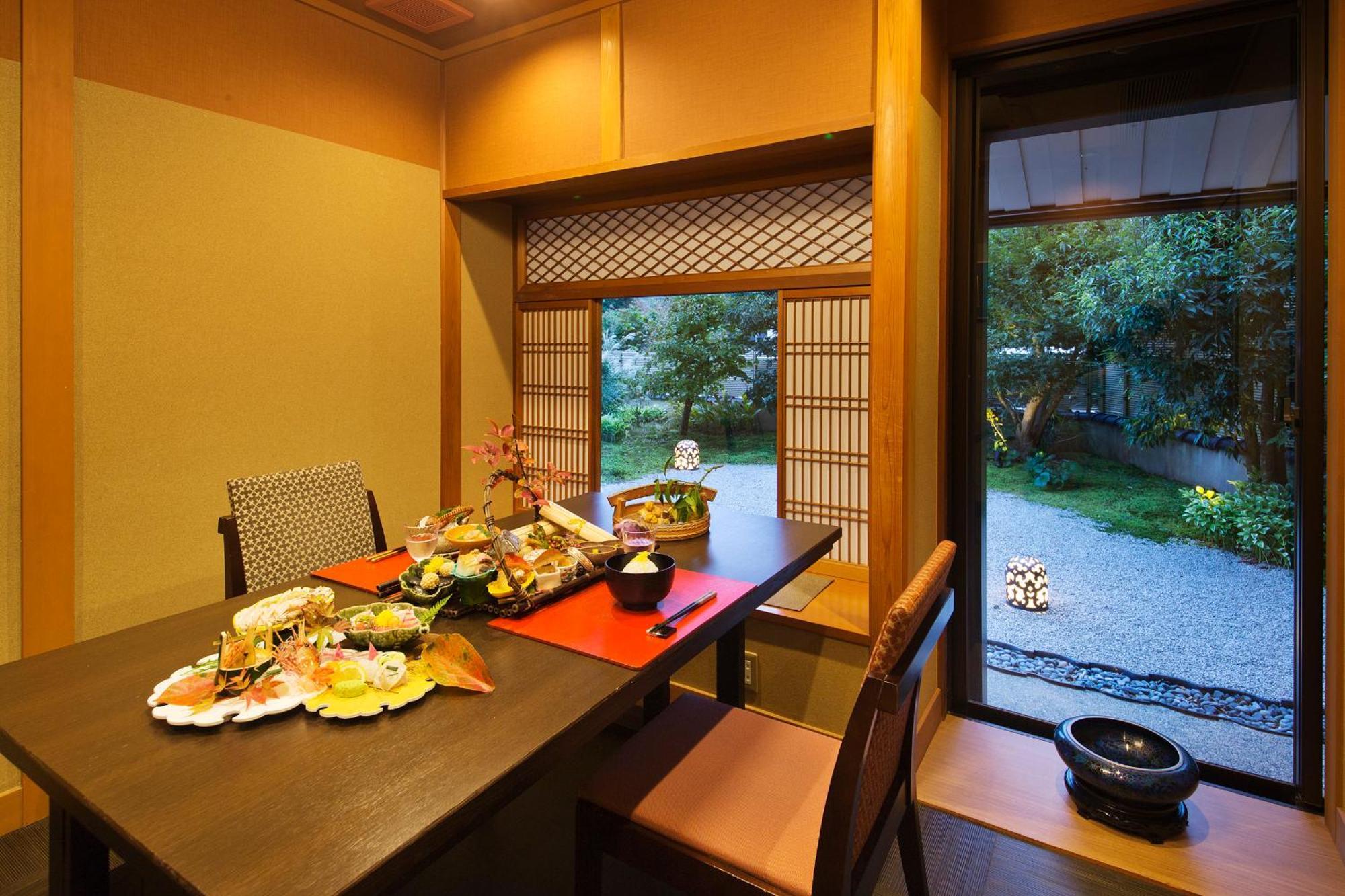 Kanazawa Hyakurakusou Екстер'єр фото
